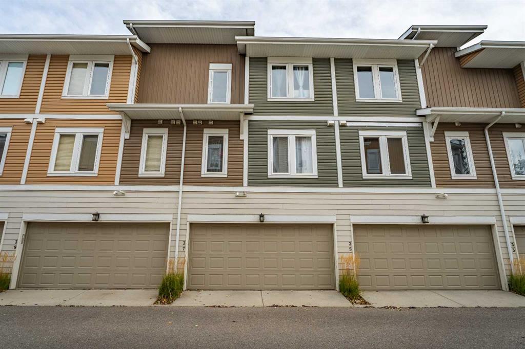 37 Auburn Bay Link SE photo 2