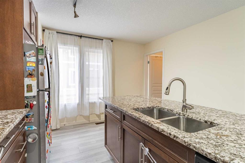 37 Auburn Bay Link SE photo 5