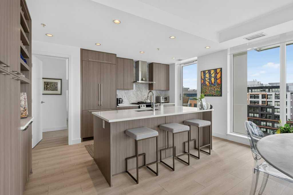 930 16 Avenue SW #606 photo 4