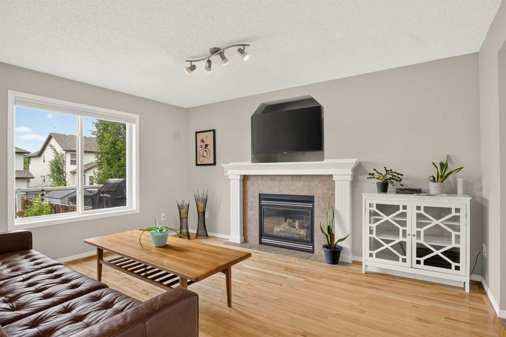 149 Royal Birch Bay NW photo 3