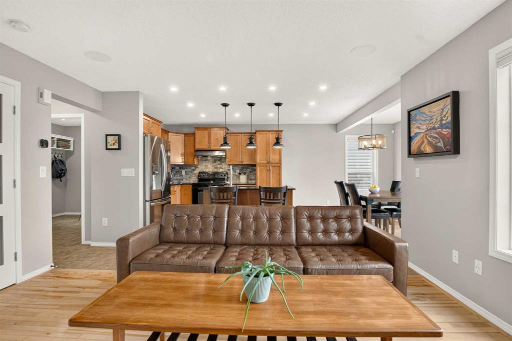 149 Royal Birch Bay NW photo 4