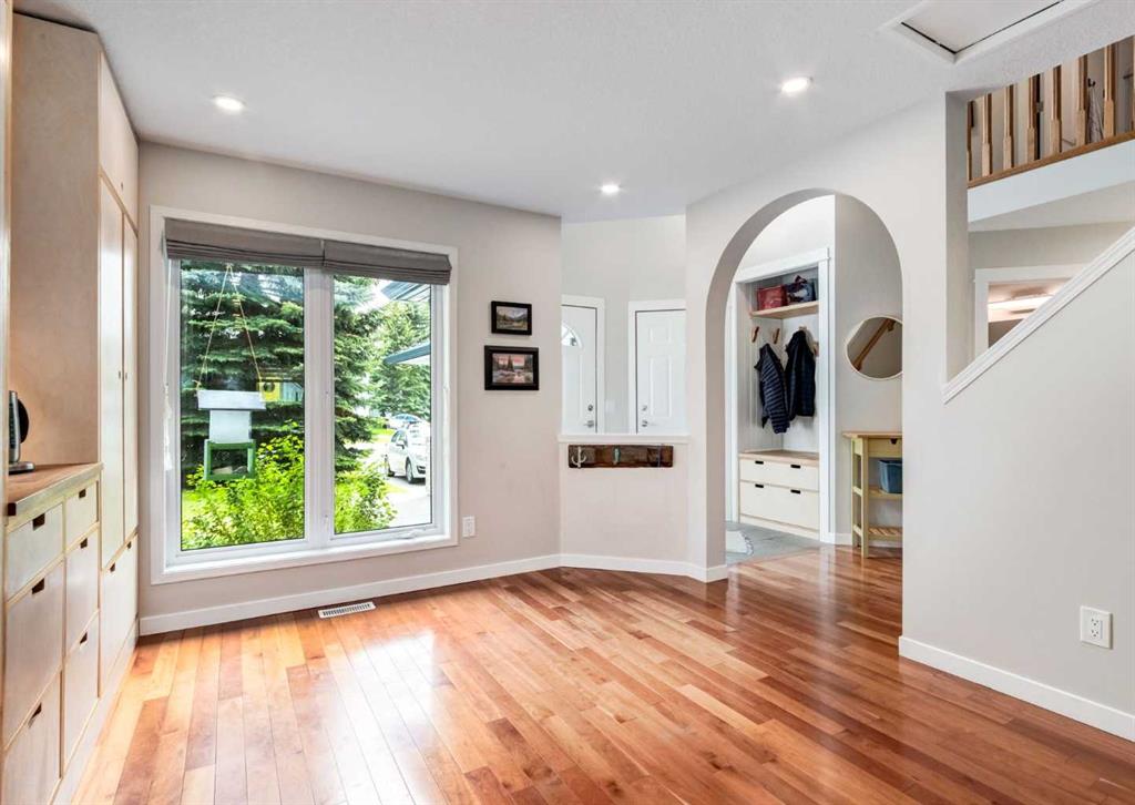 237 Scenic View Close NW photo 5