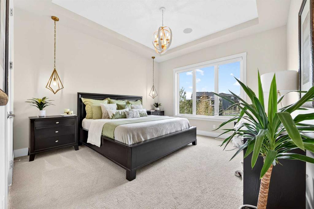 45 Cranbrook Rise SE photo 4