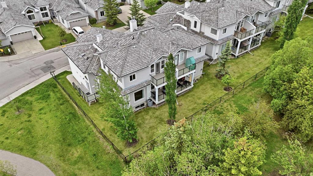 406 Rocky Vista Gardens NW photo 2