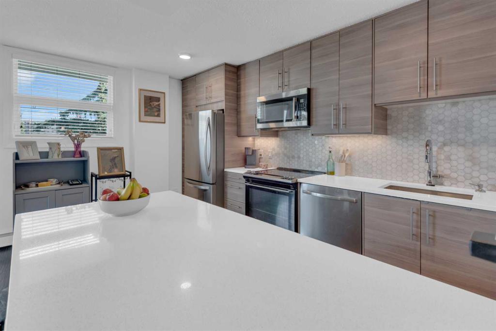 1027 Cameron Avenue SW #510 photo 3