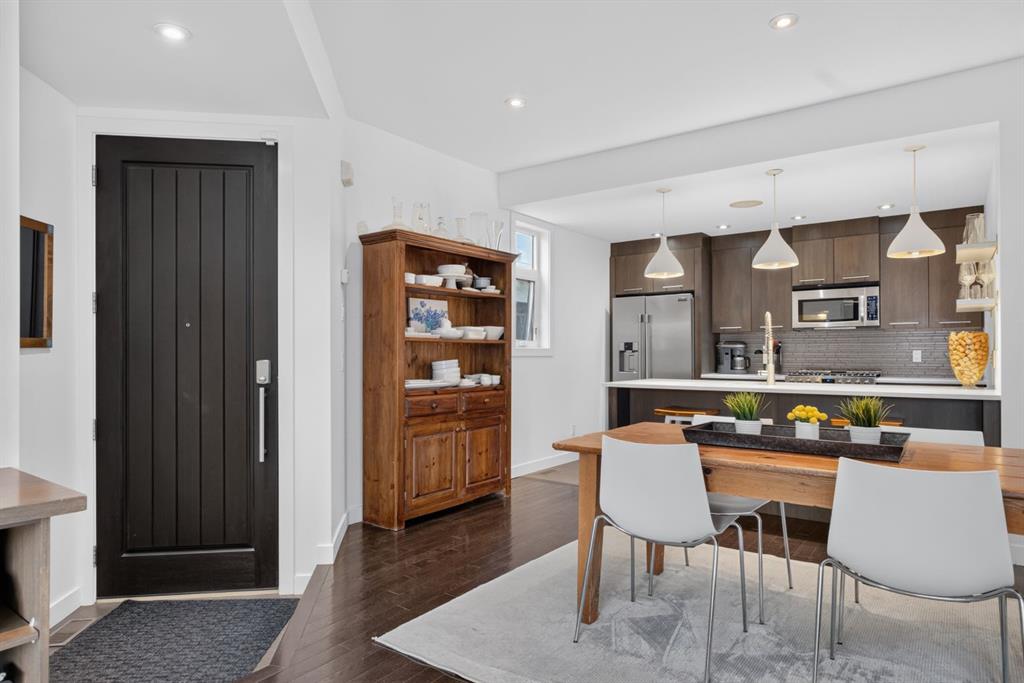 3716 16 Street SW #2 photo 5