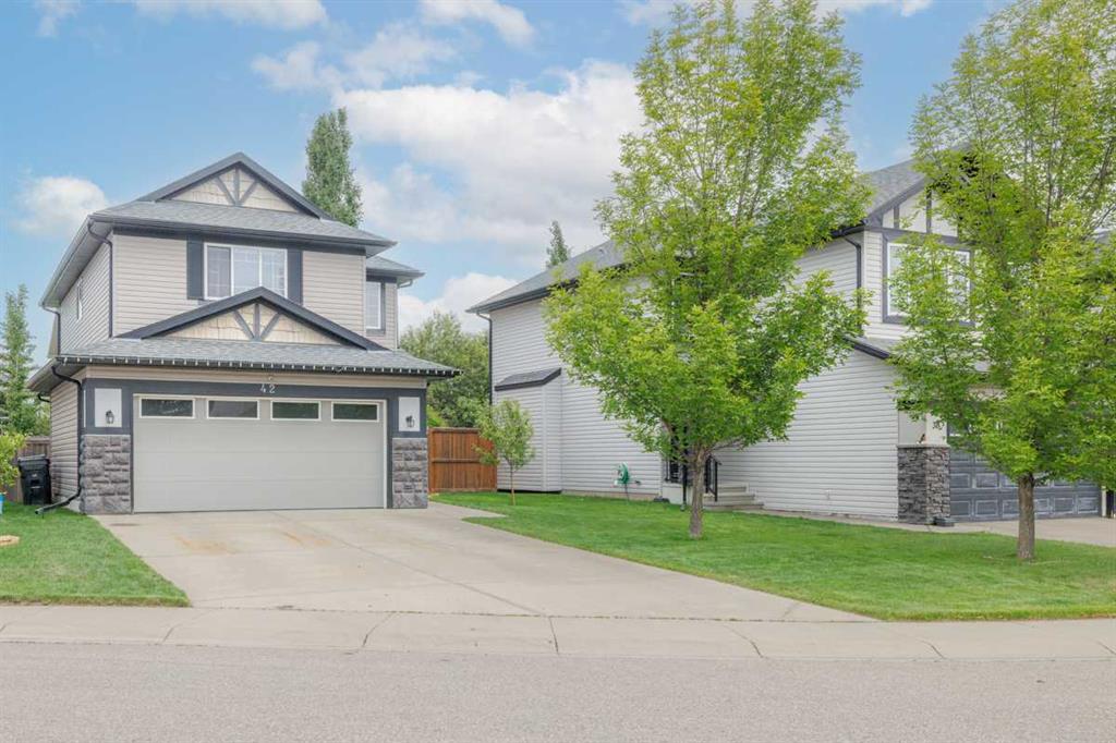 42 Royal Birch Landing NW photo 3