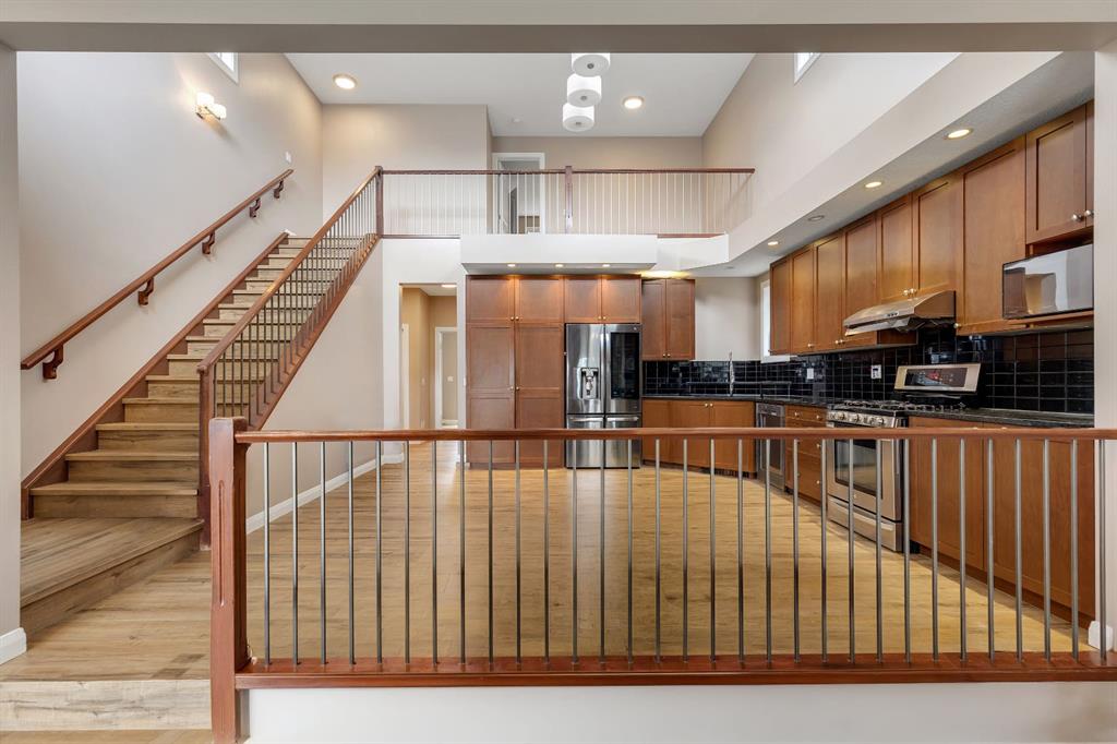 88 Evansdale Landing NW photo 3