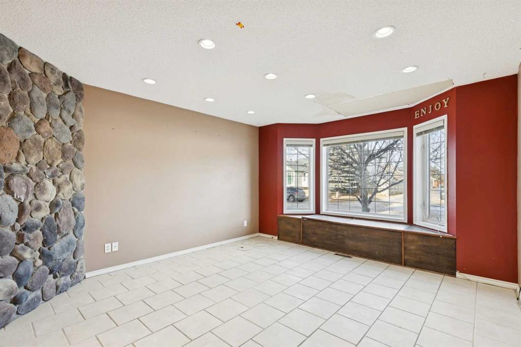47 Covewood Park NE photo 3