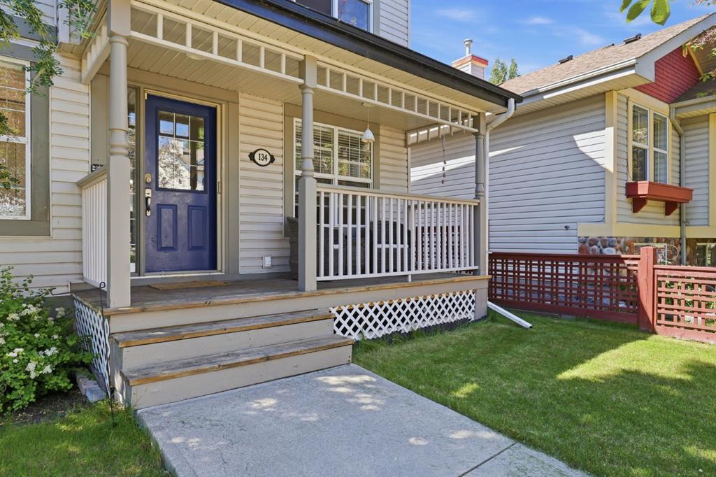 134 Prestwick Landing SE photo 2