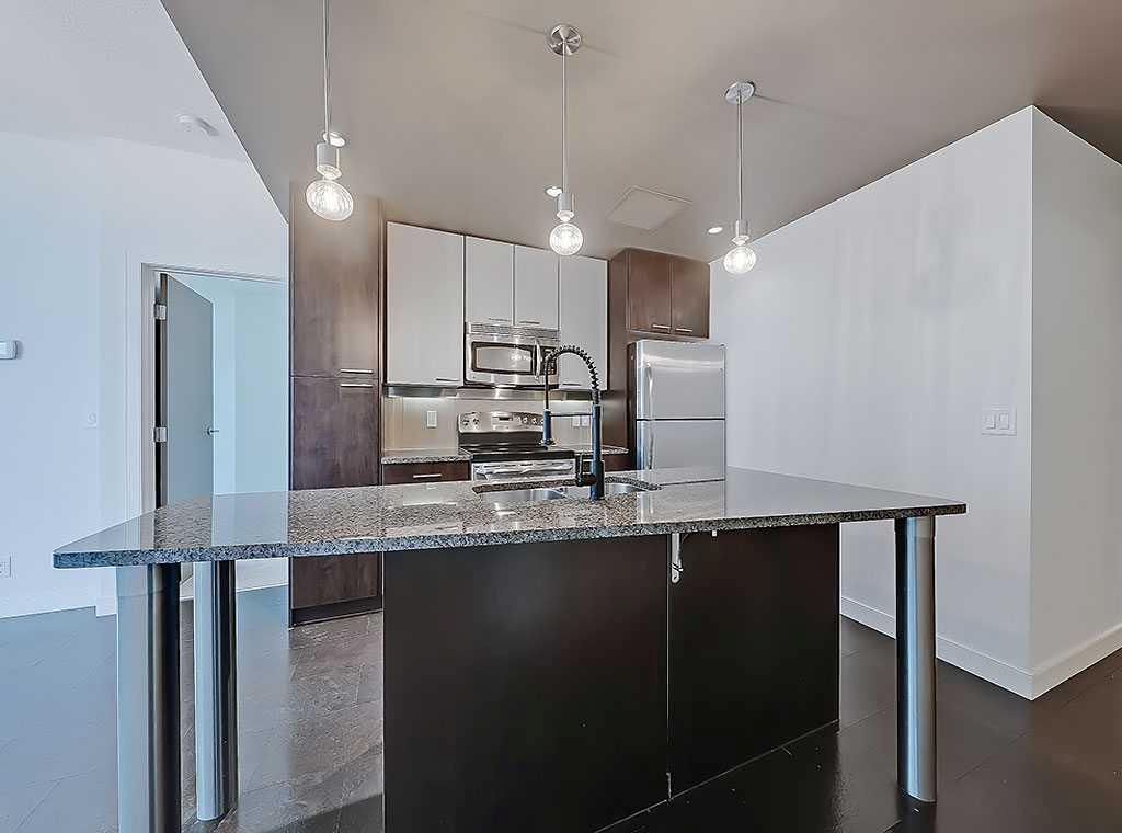 220 12 Avenue SE #902 photo 4