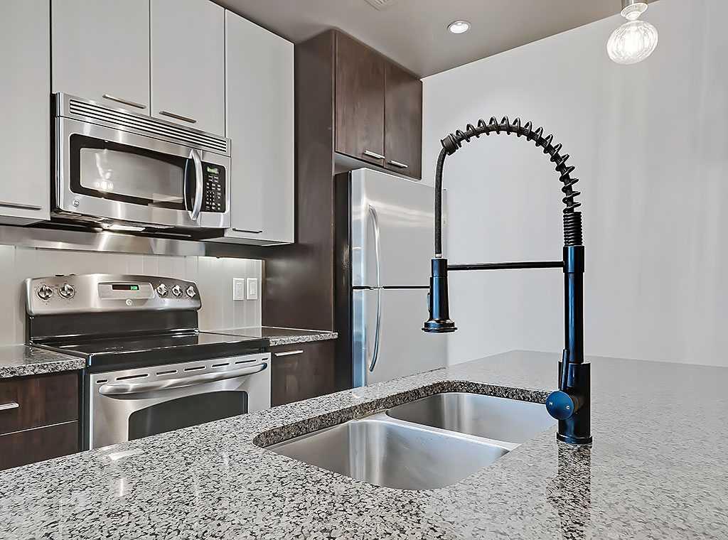 220 12 Avenue SE #902 photo 5