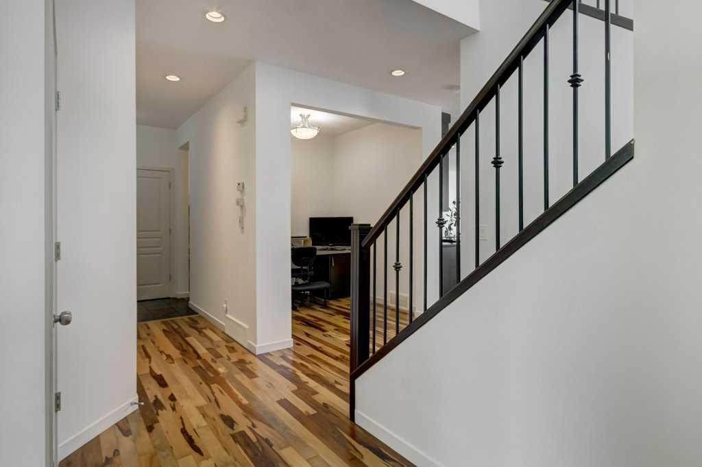 2203 Brightoncrest Common SE photo 5