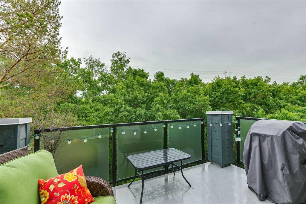 30 Sierra Morena Mews SW #412 photo 2