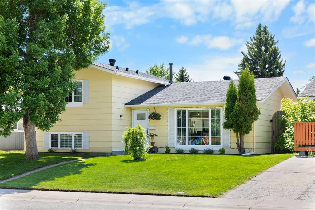 263 Midlawn Close SE