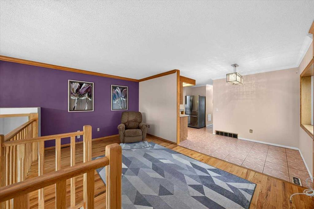 136 hunterhorn Drive photo 4