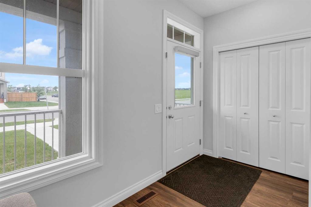 106 Cornerbrook Manor NE photo 4