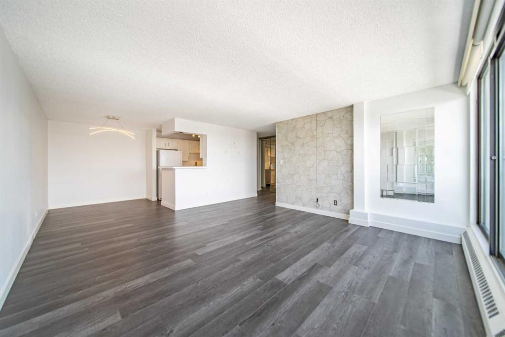 8604 48 Avenue NW #712 photo 3