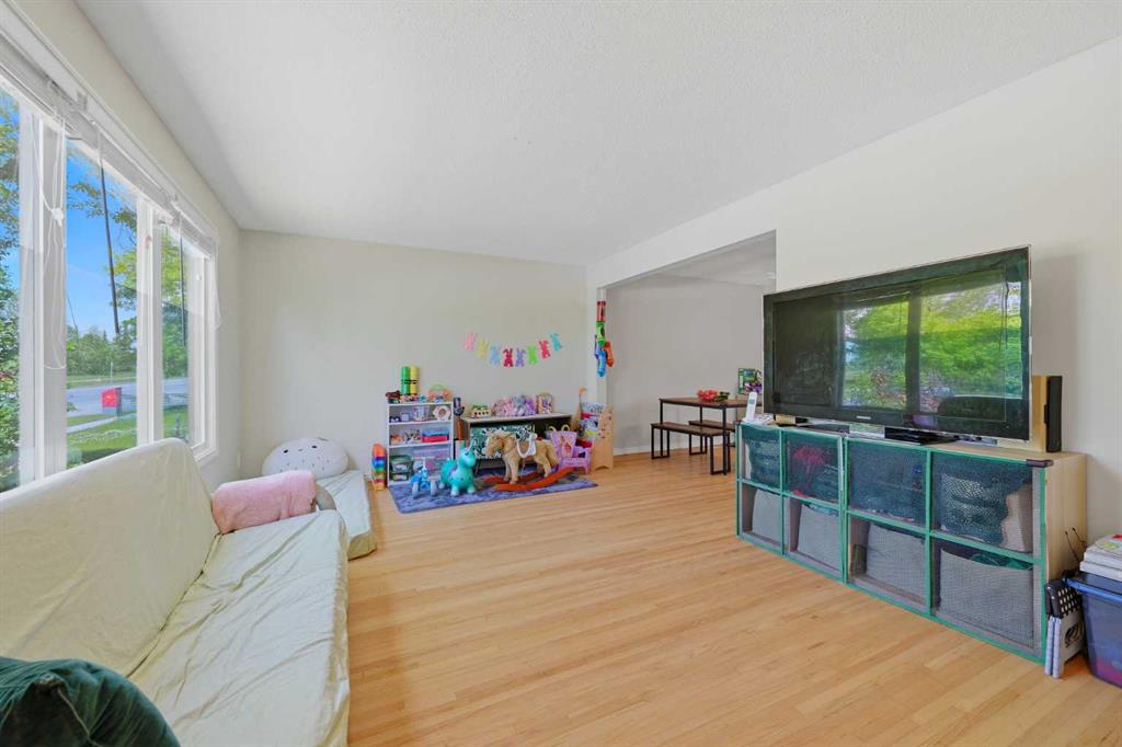 6208 37 Street SW photo 5