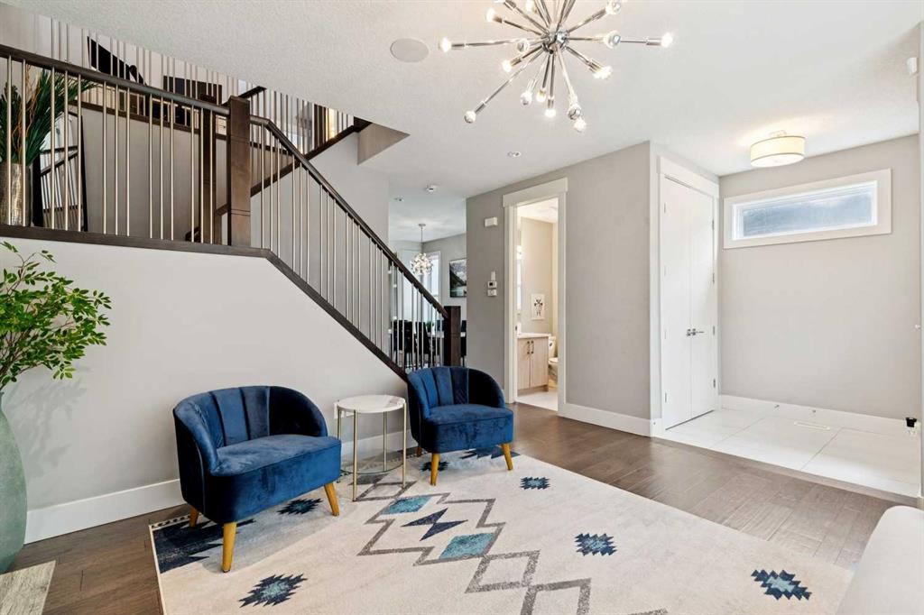 710 69 Avenue SW photo 5