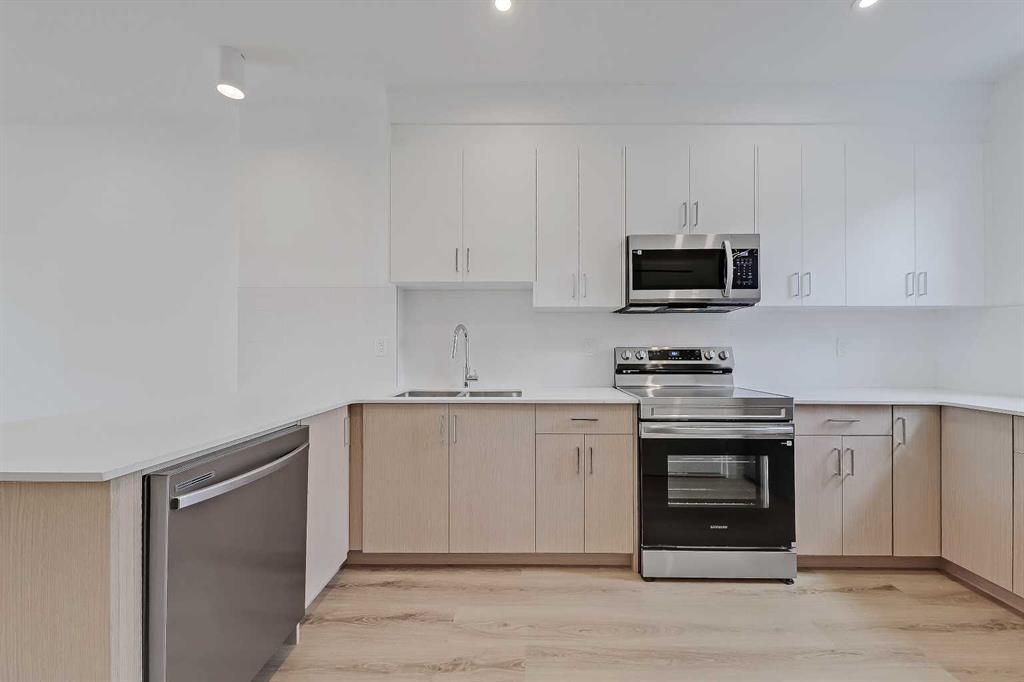 3550 45 Street SW #107 photo 5