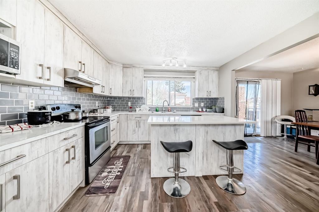 28 Rundlelawn Place NE photo 4