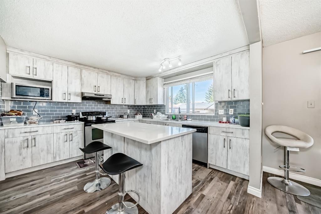 28 Rundlelawn Place NE photo 5