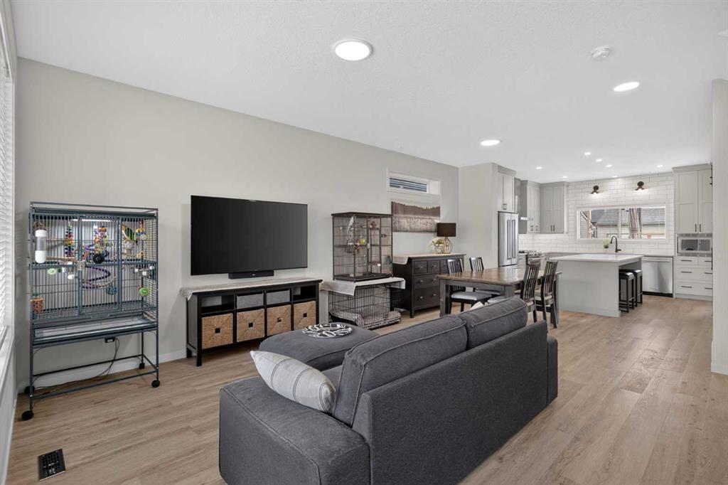 374 Wolf Creek Manor SE photo 4