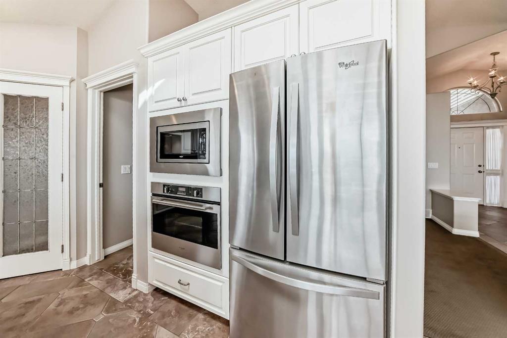 35 Arbour Vista Way NW photo 4