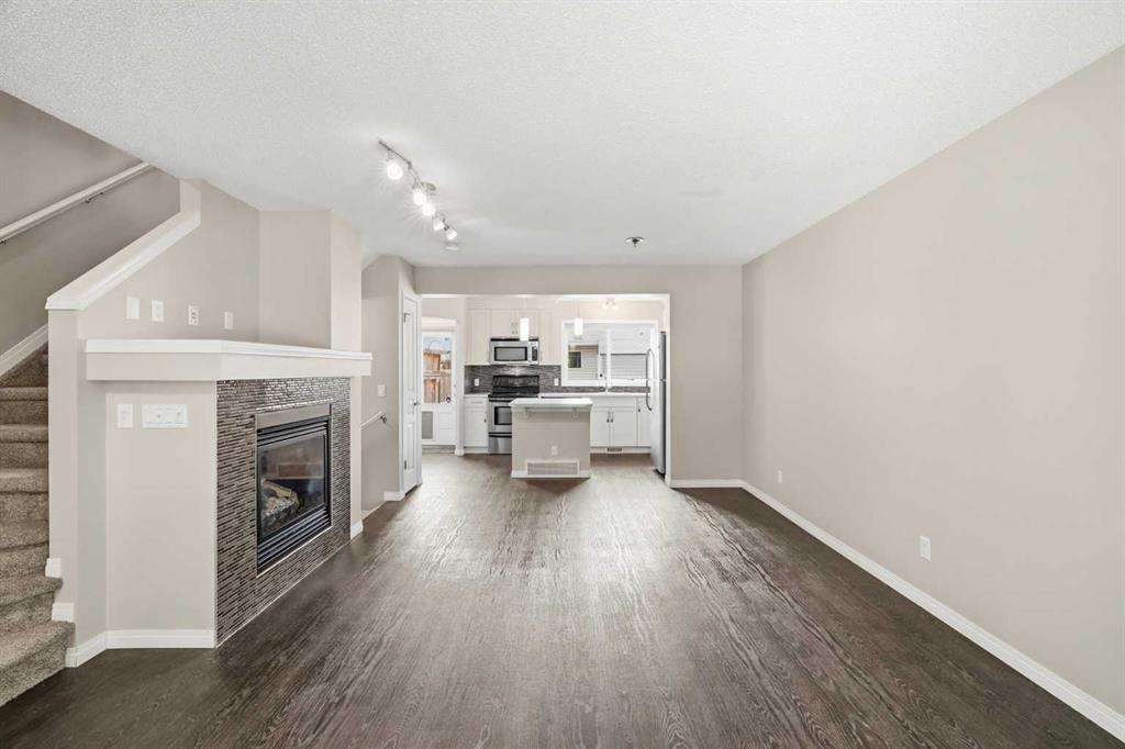 72 Auburn Bay Boulevard SE photo 5