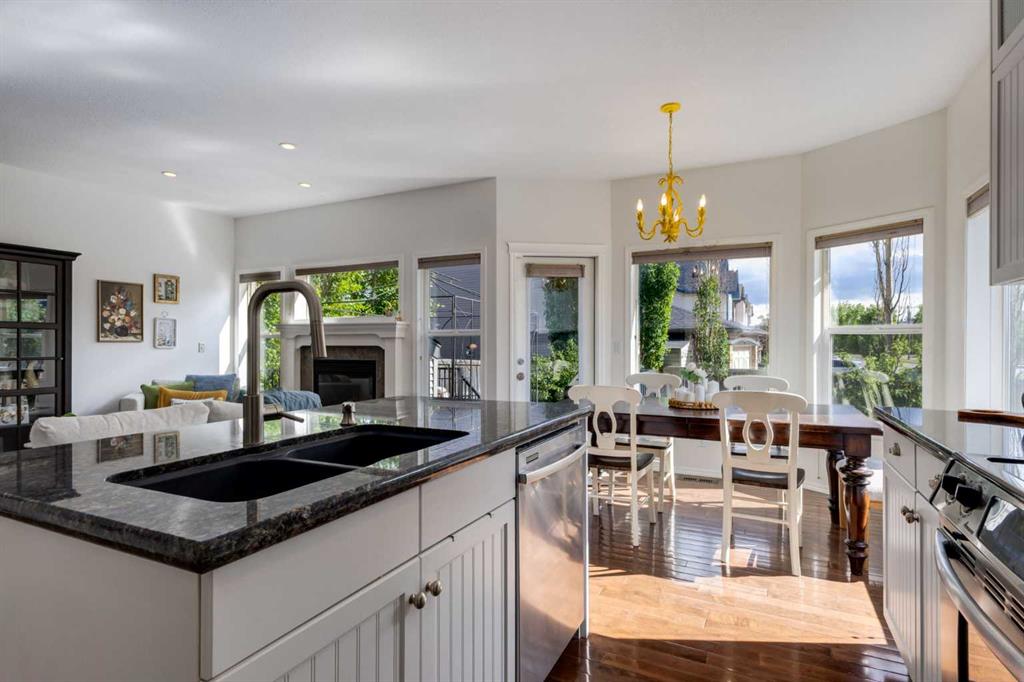5 Brightonstone Grove SE photo 5