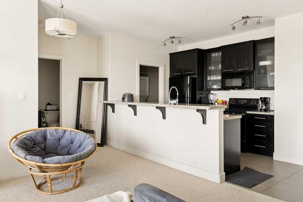 3410 20 Street SW #313 photo 4