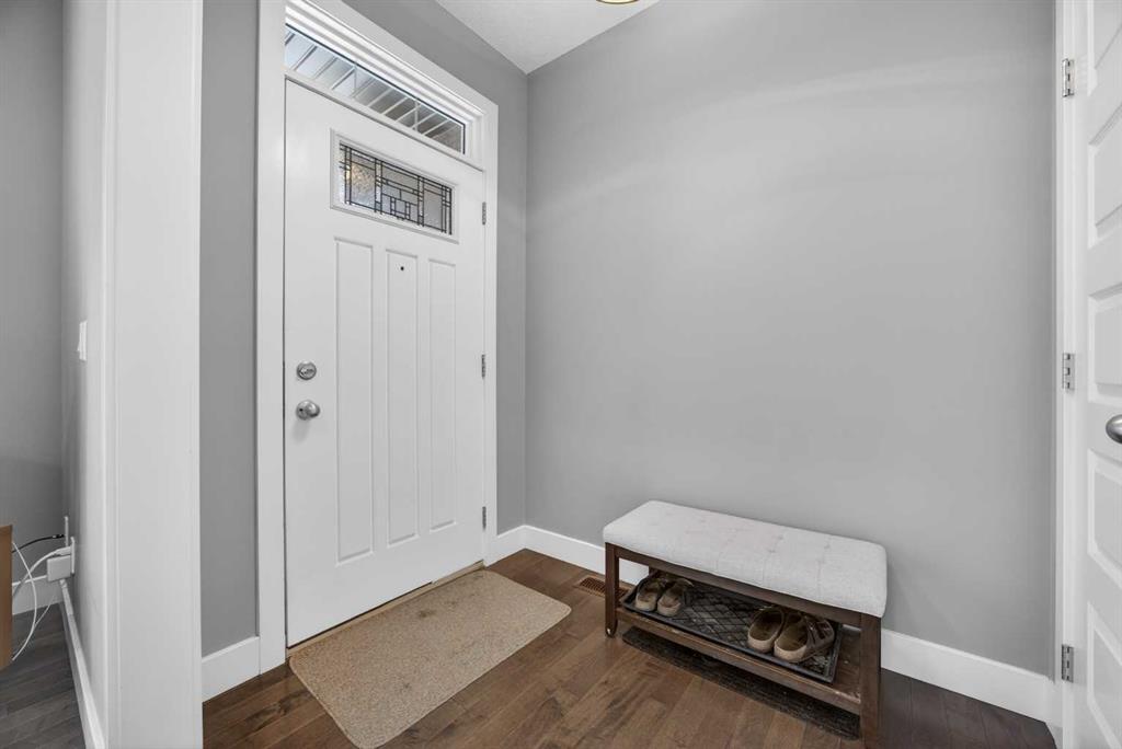 129 12 Avenue NW #1 photo 4