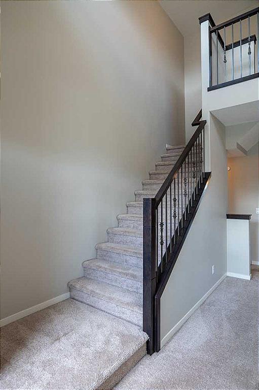 124 Howse Avenue NE photo 3