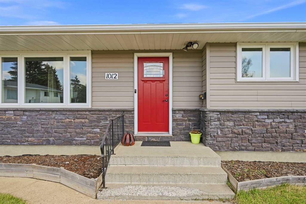 1012 Riddell Place SE photo 5