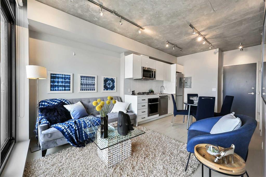 1010 6 Street SW #1405 photo 2