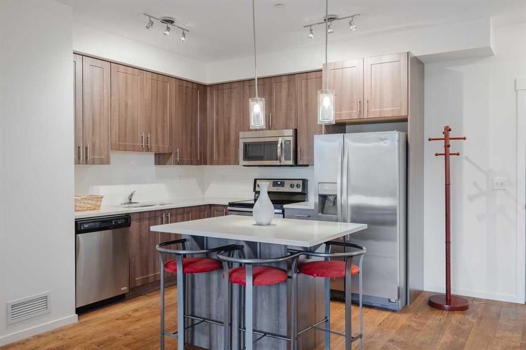 215 Legacy Boulevard SE #1216 photo 5