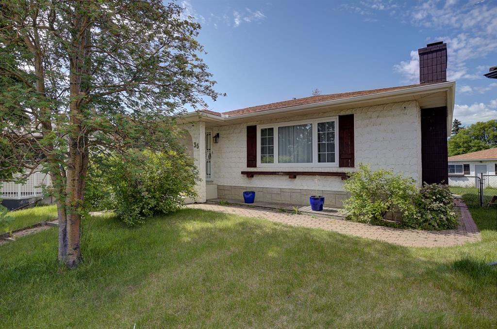 35 Penworth Place SE photo 3