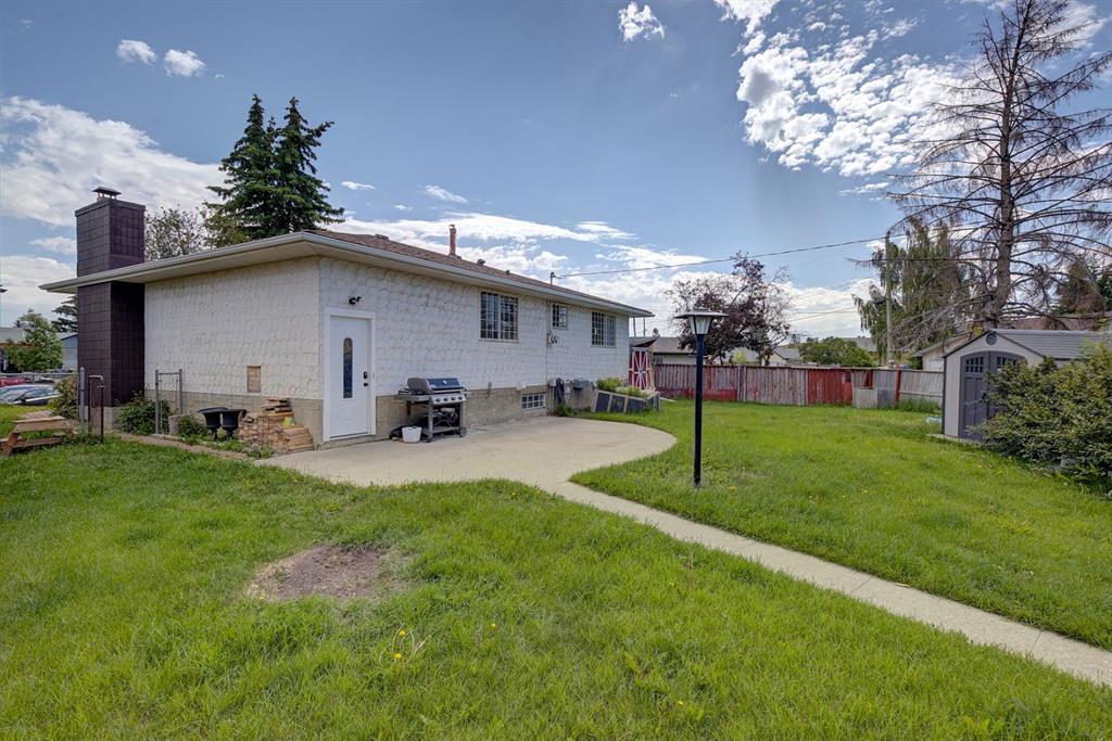 35 Penworth Place SE photo 5