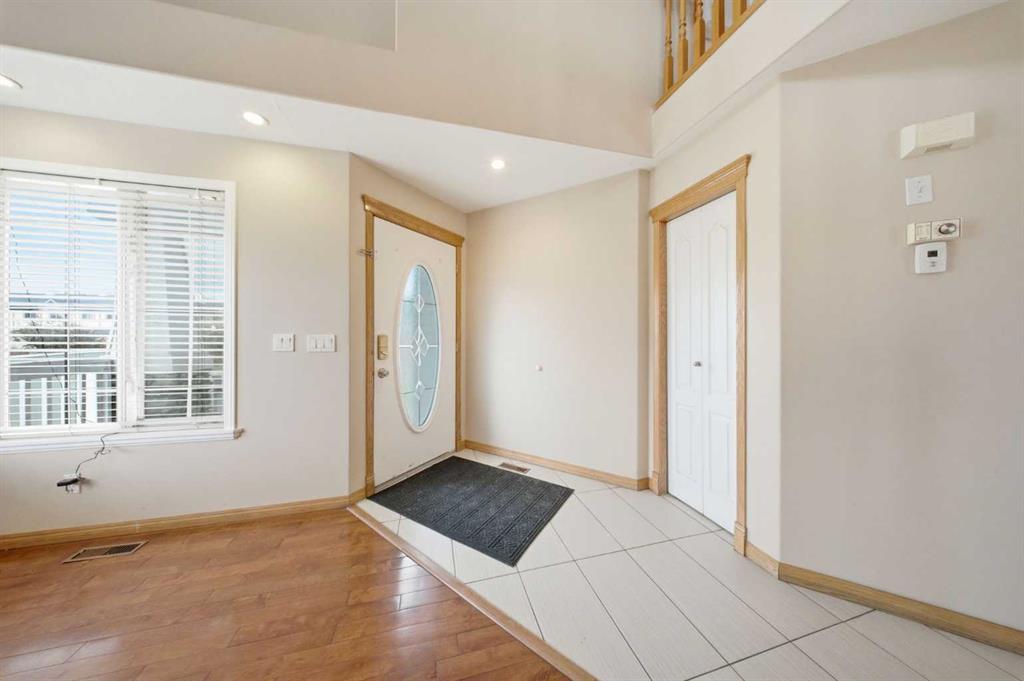 39 Taravista Drive NE photo 4
