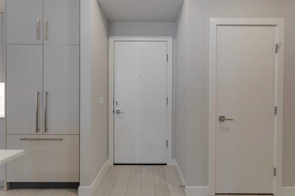 8370 Broadcast Avenue SW #206 photo 2
