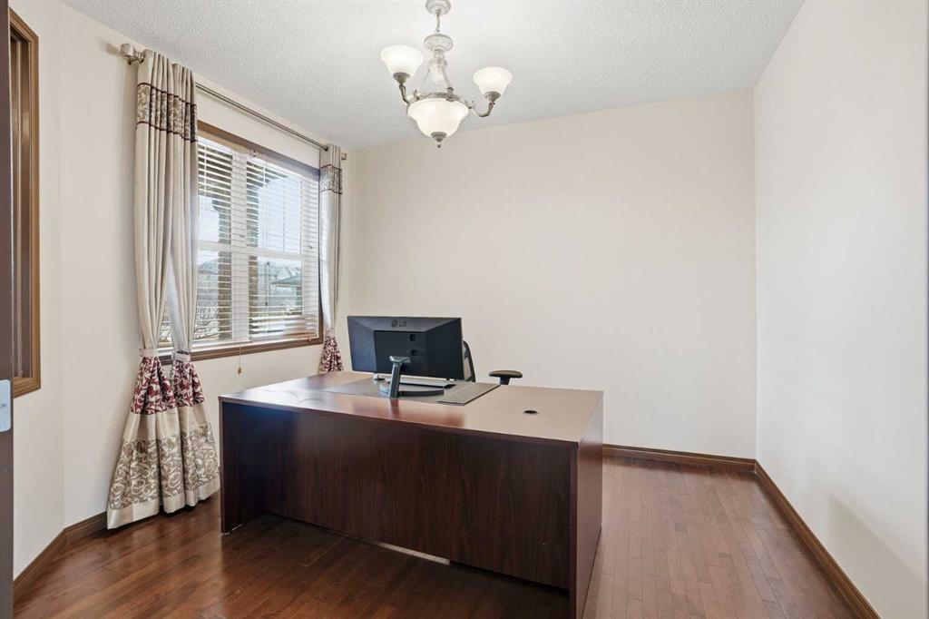 6 Springborough Green SW photo 3