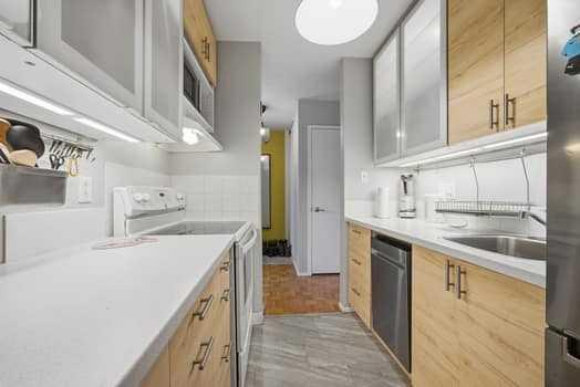 315 Heritage Drive SE #209 photo 4