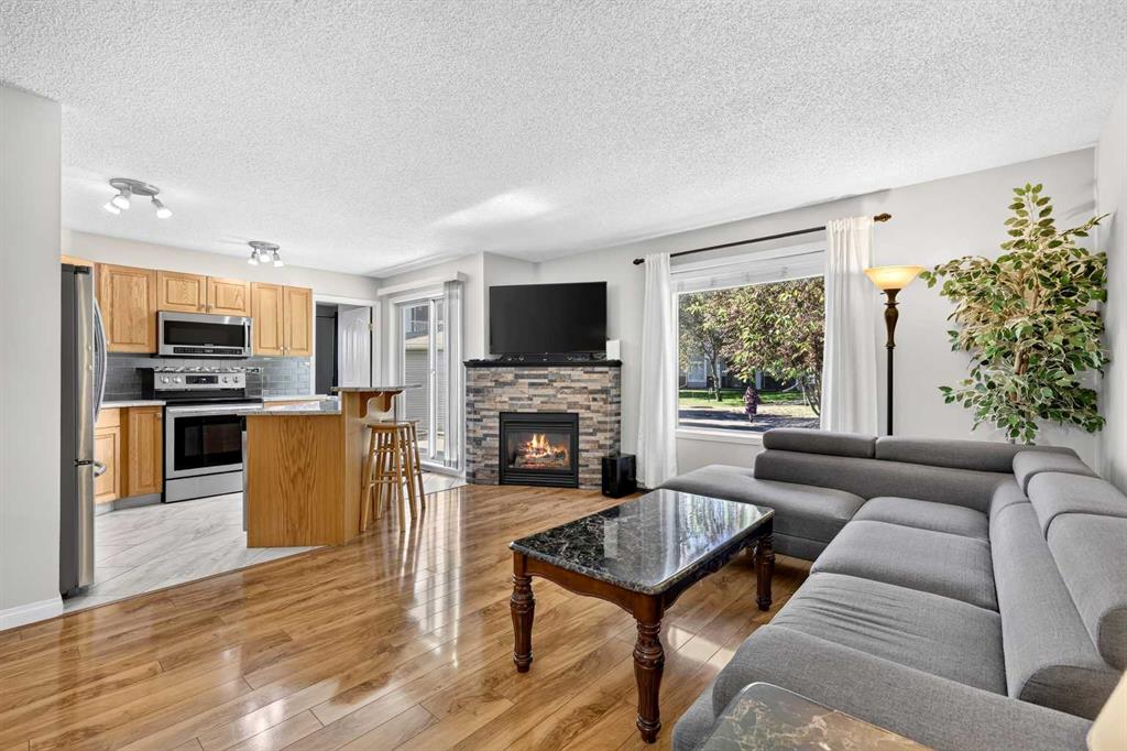 5105 Valleyview Park SE #105 photo 5