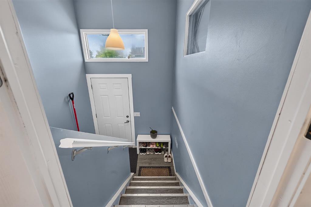 200 Fonda Drive SE photo 4