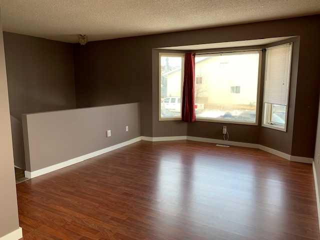 250 Falmere Way NE photo 2