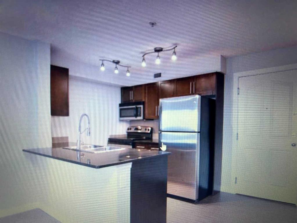 7110 80 Avenue NE #320 photo 3