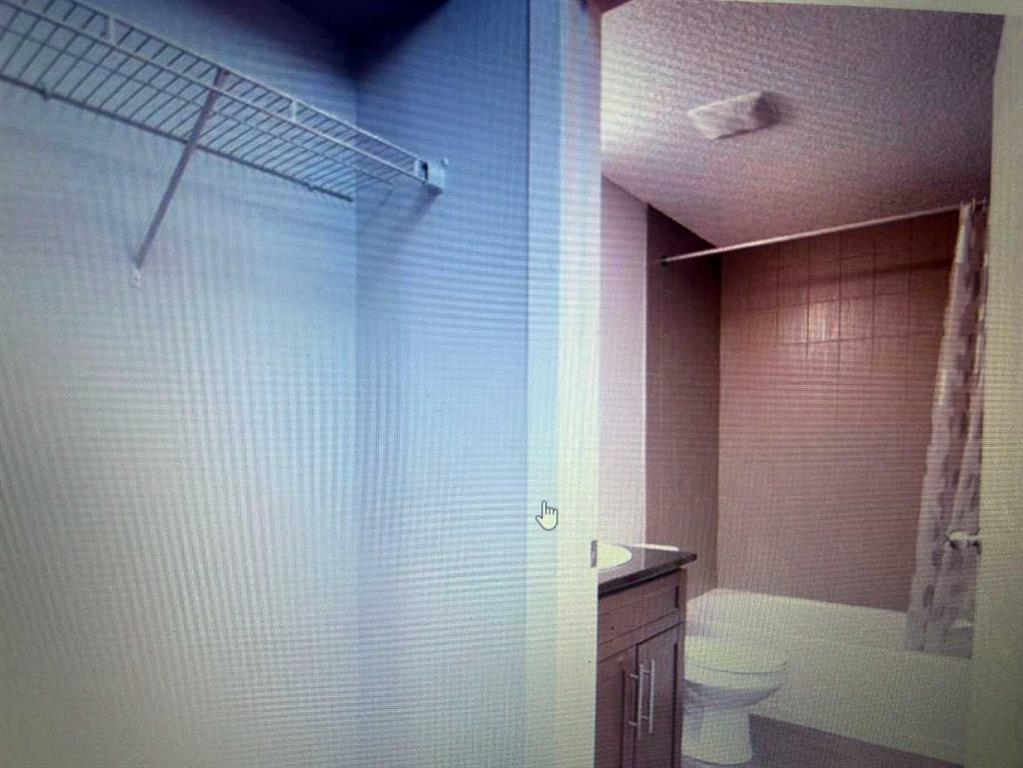 7110 80 Avenue NE #320 photo 4