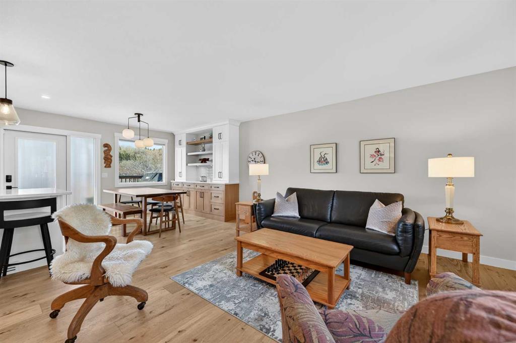 8927 48 Avenue NW photo 5