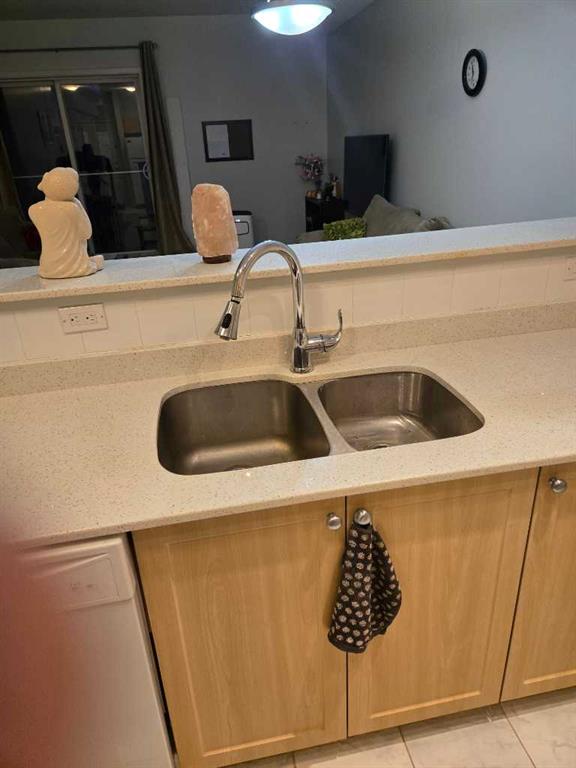 333 Taravista Drive NE #1411 photo 2